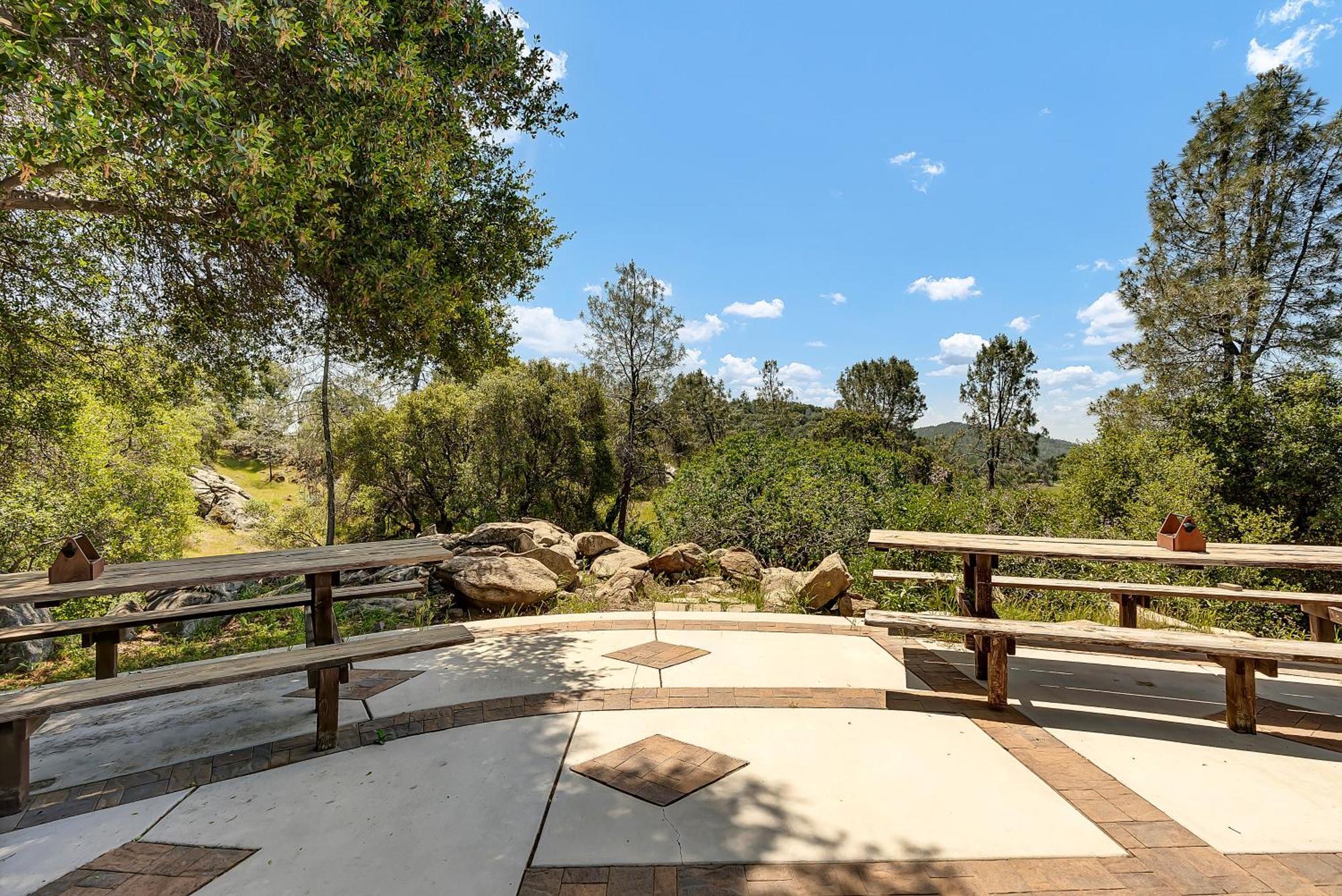 Emerald Ranch Of Yosemite Holiday home Coarsegold