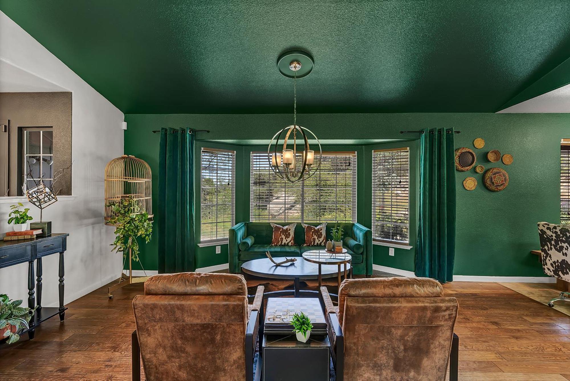 Emerald Ranch Of Yosemite